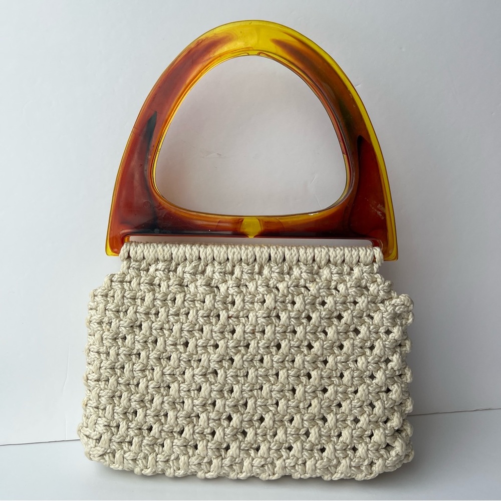 1960/1970’s Crochet Bag with Amber Handle - Picture 8 of 9